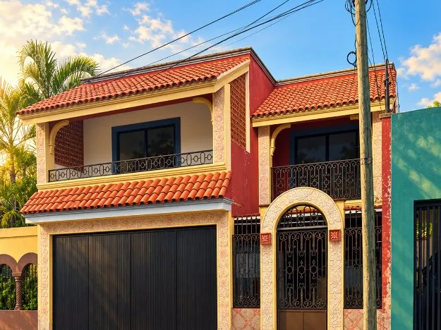 Fachada de la casa en Col. San Francisco Chuburná